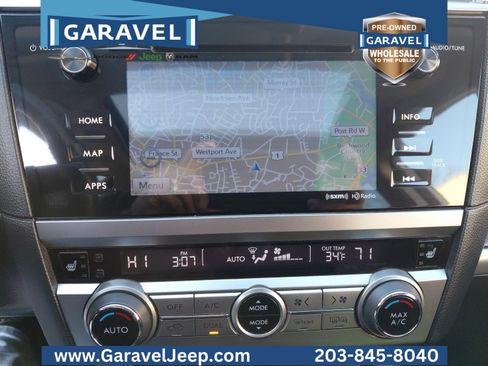 Used 2017 Subaru Outback 3.6R Touring image 14