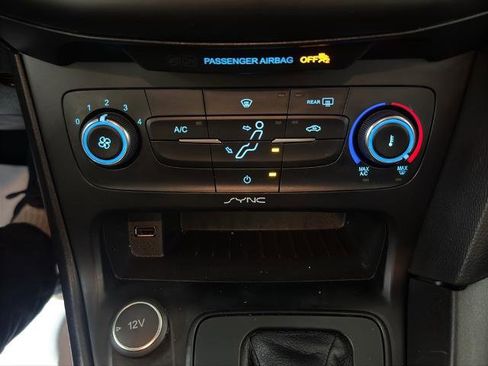 Certified 2017 Ford Focus SE image 5