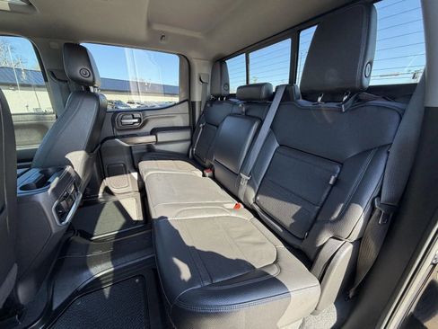 Used 2021 GMC Sierra 1500 Denali w/ Denali Ultimate Package image 17