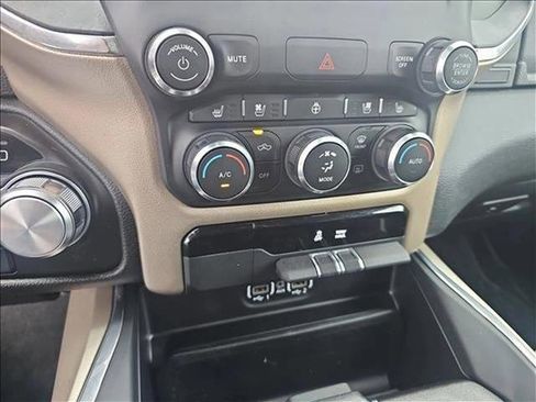 Used 2022 RAM 1500 Laramie image 10