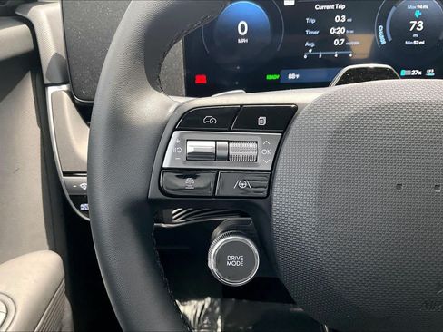 Certified 2025 Hyundai Ioniq 5 SEL RWD image 23