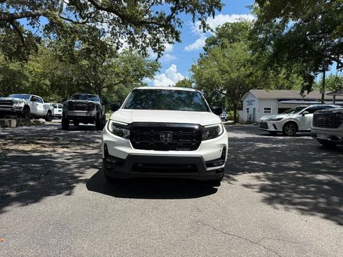 Used 2024 Honda Ridgeline Black Edition image 2