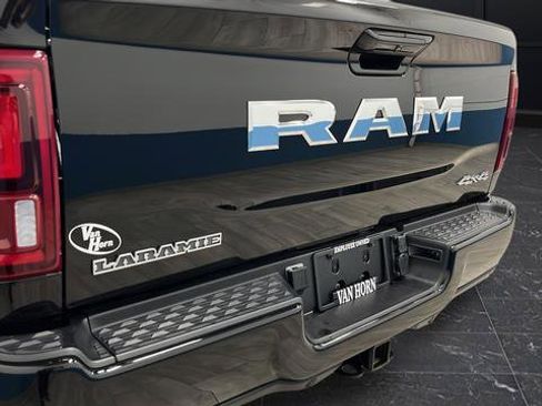 Used 2025 RAM 3500 Laramie AWD/4WD image 44