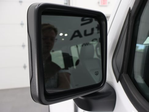 Used 2024 Jeep Wrangler Unlimited Sahara w/ Technology Group AWD/4WD image 37