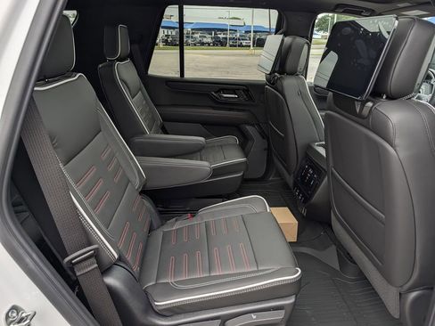 New 2026 GMC Yukon AT4 Ultimate AWD/4WD image 31