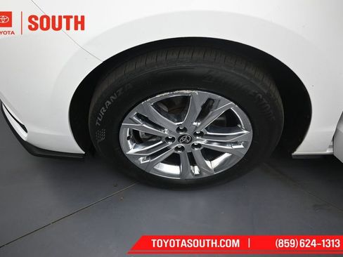 Used 2023 Toyota Sienna XSE w/ XSE Plus Package AWD/4WD image 40