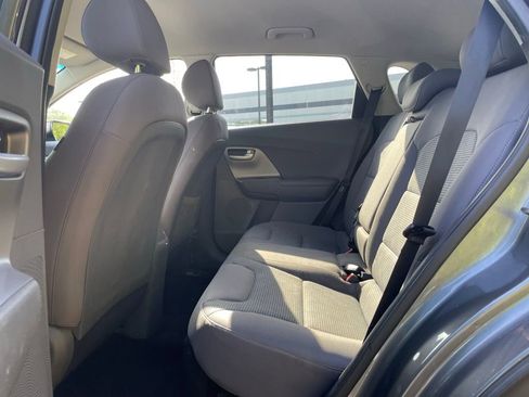 Used 2018 Kia Niro LX FWD image 22