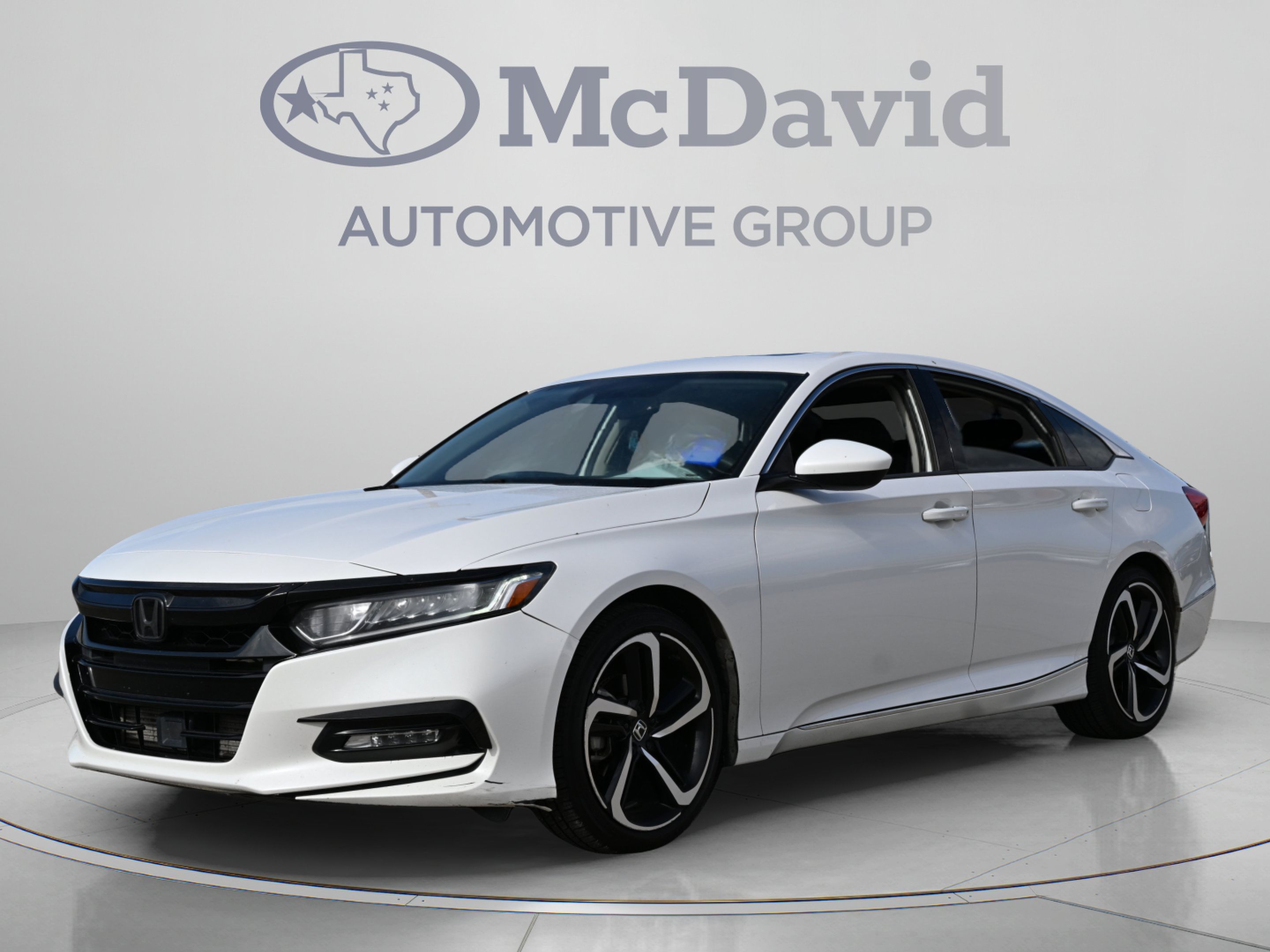 Used 2019 Honda Accord EX image 2
