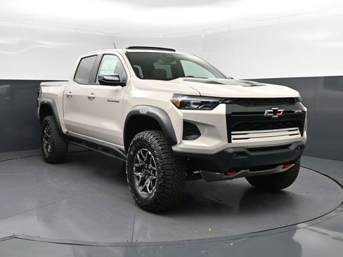 New 2026 Chevrolet Colorado ZR2 w/ Technology Package image 9