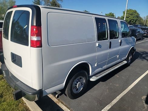 Used 2024 Chevrolet Express 2500 w/ Driver Convenience Package RWD image 23