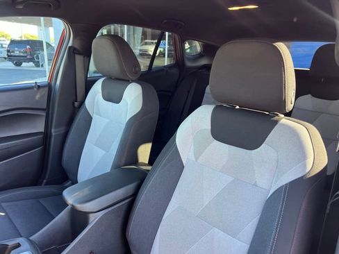Used 2024 Chevrolet Trax RS w/ Driver Confidence Package FWD image 14