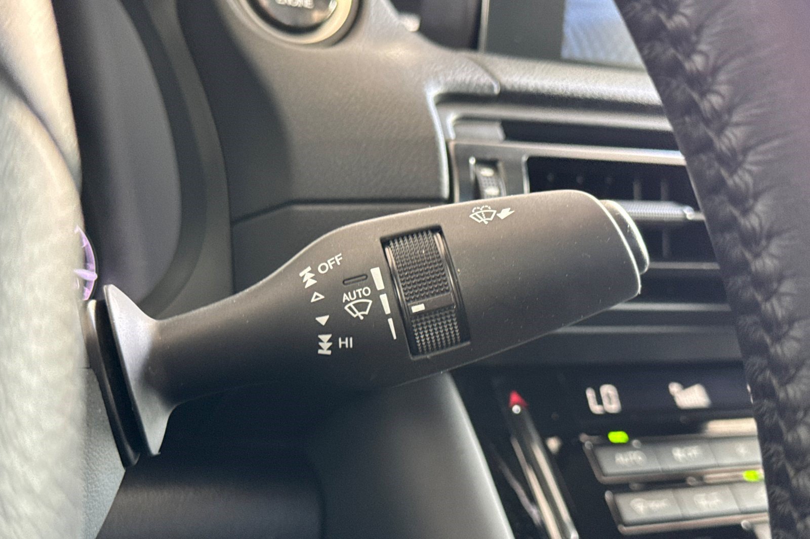 Used 2023 Lexus IS 300 w/ Comfort Package RWD image 32
