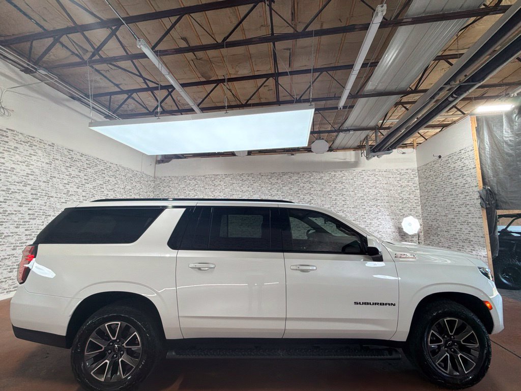 Used 2023 Chevrolet Suburban Z71 AWD/4WD image 8