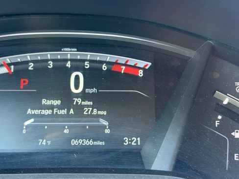 Used 2017 Honda CR-V EX image 6