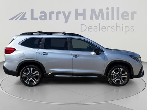Certified 2026 Subaru Ascent Touring AWD/4WD image 6