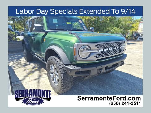 Used 2024 Ford Bronco Badlands AWD/4WD image 1