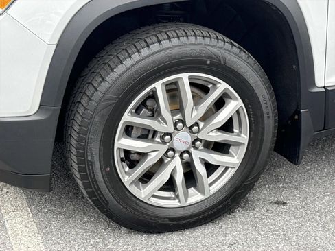 Used 2018 GMC Acadia SLE w/ Driver Alert Package I FWD image 7