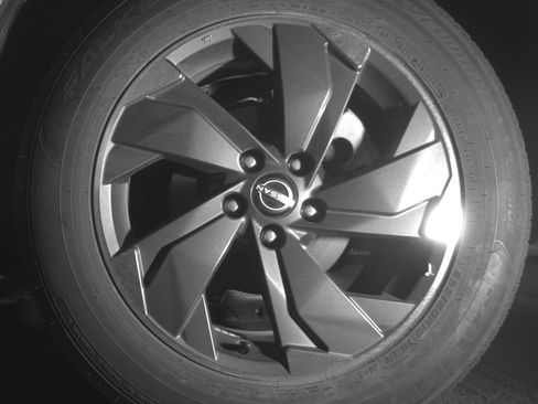 Used 2025 Nissan Rogue SV image 14