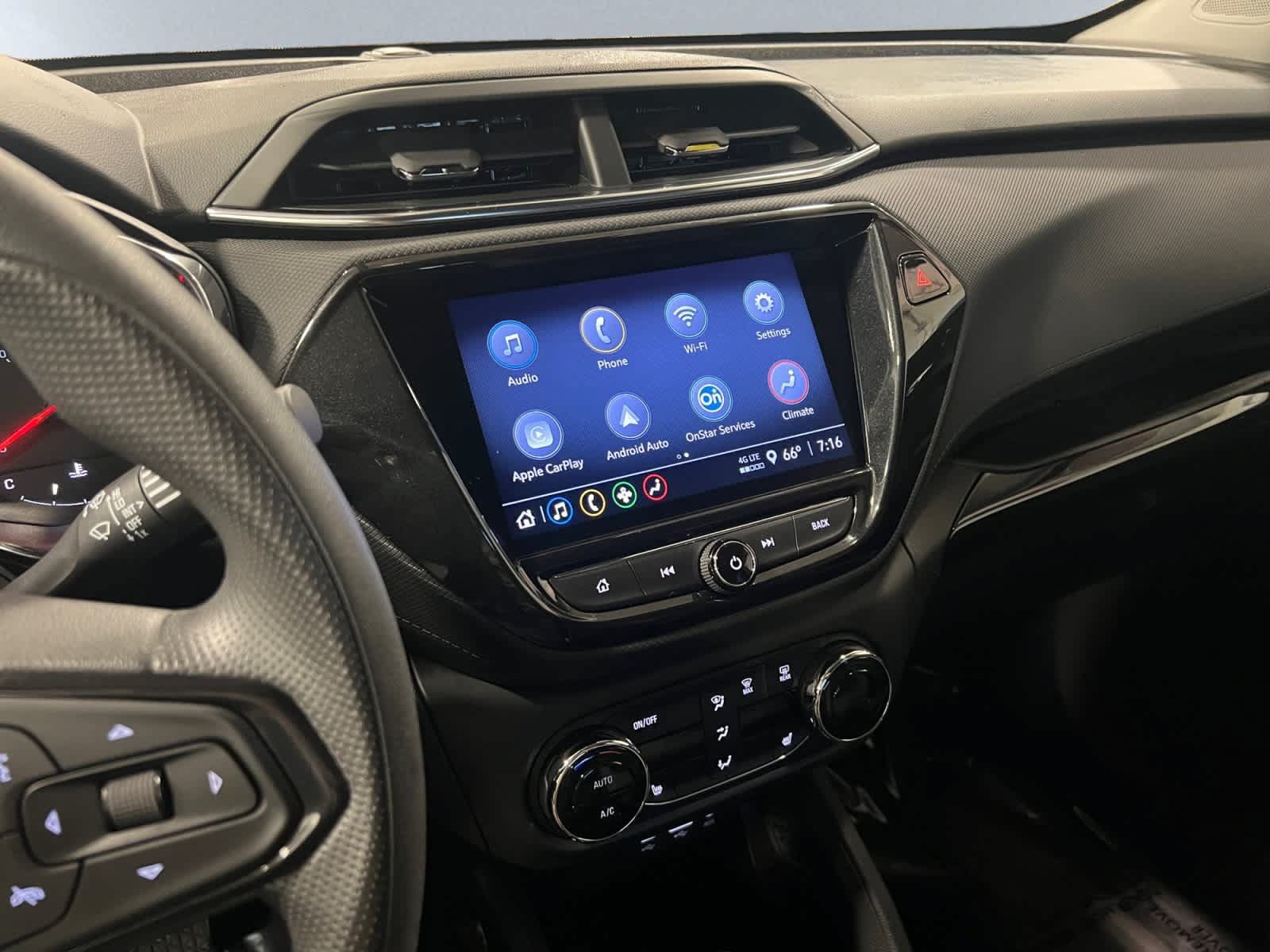Used 2023 Chevrolet TrailBlazer LT w/ Convenience Package AWD/4WD image 14