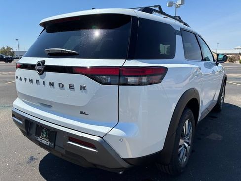 New 2026 Nissan Pathfinder SL FWD image 6