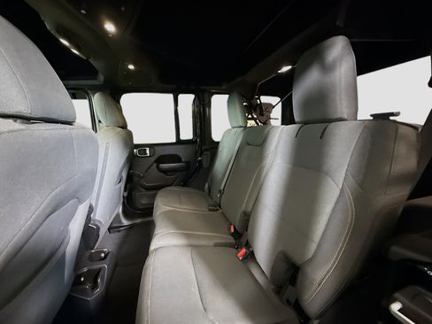 Used 2024 Jeep Wrangler Sport image 25