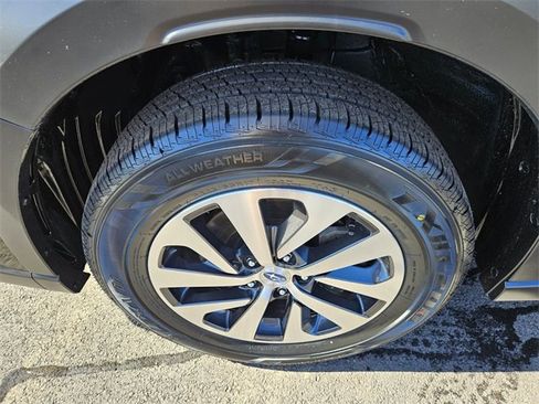 Used 2024 Subaru Outback Premium image 22