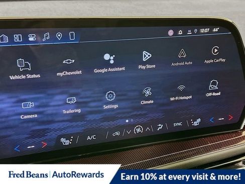 New 2026 Chevrolet Traverse Z71 w/ Driver Confidence Package AWD/4WD image 8