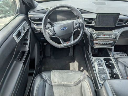 Used 2022 Ford Explorer ST w/ Equipment Group 401A image 9