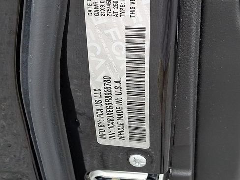 Used 2024 Jeep Grand Cherokee L Summit AWD/4WD image 31