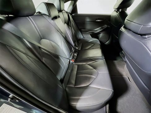 Certified 2021 Toyota Avalon XLE image 24