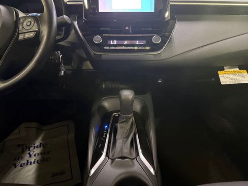 Used 2026 Toyota Corolla LE FWD image 16