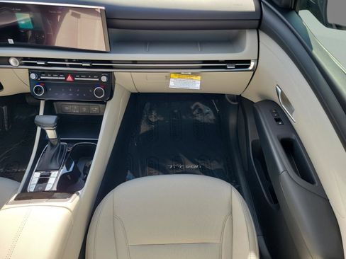 New 2026 Hyundai Tucson SEL image 16