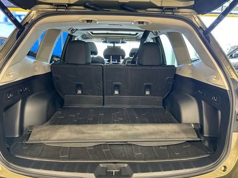 Used 2023 Subaru Forester Premium AWD/4WD image 27