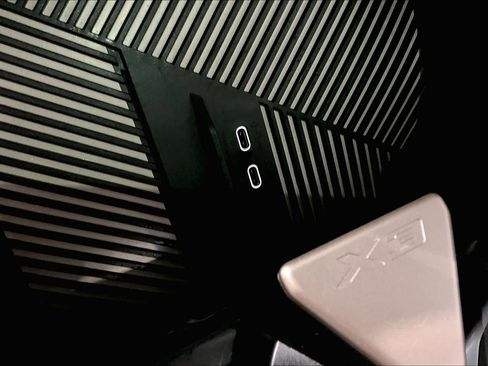 Used 2025 BMW X3 xDrive30i w/ Convenience Package image 36