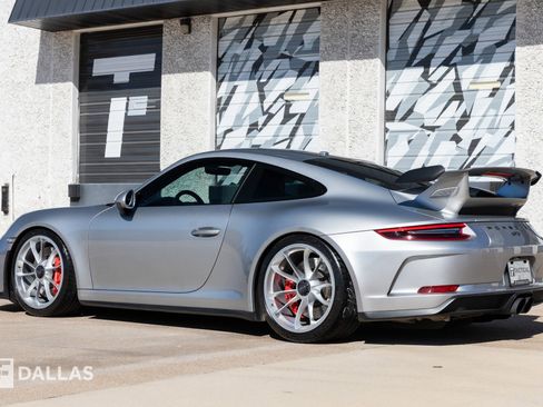 Used 2018 Porsche 911 GT3 image 12