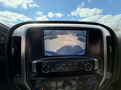 Used 2018 GMC Sierra 1500 SLT image 23