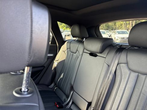 Used 2020 Audi Q5 2.0T Premium w/ Titanium Sport Package AWD/4WD image 21