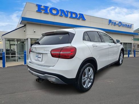 Used 2019 Mercedes-Benz GLA 250 4MATIC w/ Premium Package image 4