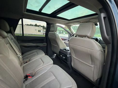 Used 2018 Ford Expedition Limited w/ Equipment Group 301A AWD/4WD image 58