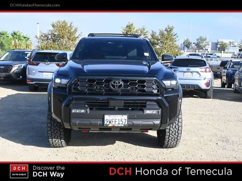 Used 2025 Toyota 4Runner TRD Off-Road Premium AWD/4WD image 2