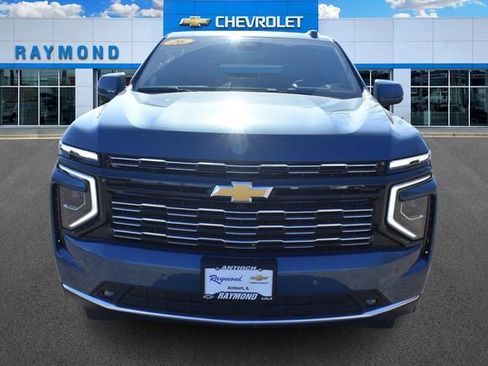New 2026 Chevrolet Suburban High Country image 9