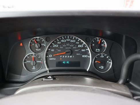 New 2025 GMC Savana 2500 w/ Enhanced Convenience Package image 16