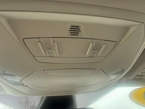 Used 2019 Ford Escape Titanium FWD image 15
