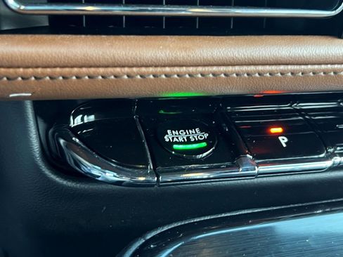 Used 2022 Lincoln Nautilus Reserve image 28