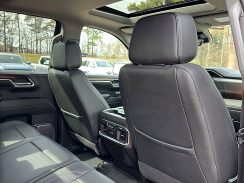 Used 2024 GMC Sierra 1500 Denali image 15
