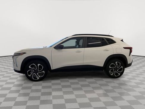 New 2026 Chevrolet Trax RS w/ Sunroof Package image 10