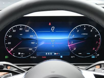 New 2025 Mercedes-Benz C 300 4MATIC Sedan