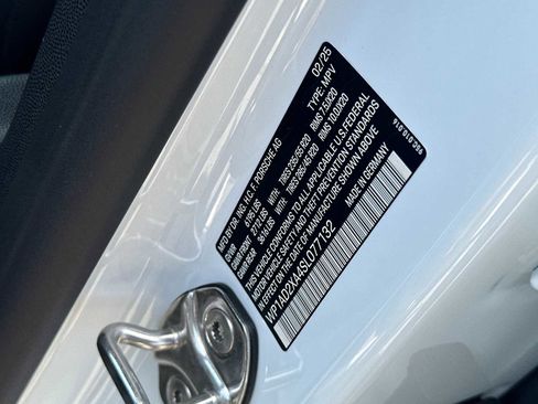 New 2025 Porsche Macan Electric image 27