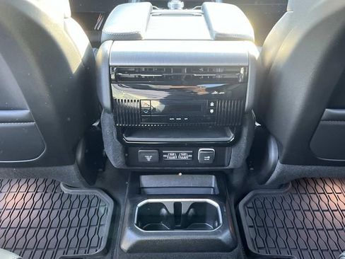 New 2026 Jeep Grand Wagoneer 4WD image 17