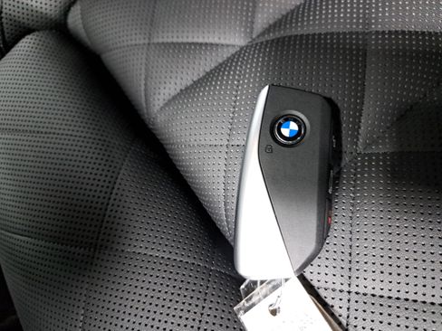 New 2026 BMW X5 xDrive40i w/ M Sport Package image 37